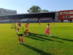 TRÉNINK - HLAVNÍ STADION VIKTORIA ŽIZKOV - 