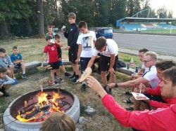 SPANISH CAMP CZECH REPUBLIC 5 DAY BARBECUE - 